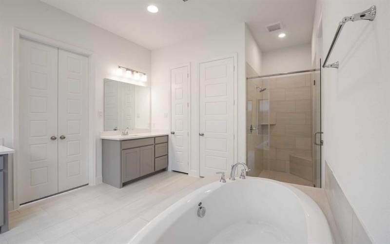108 Tierra Blanca Lane, Rhome, TX 76078, 4 Bedrooms Bedrooms, ,3 BathroomsBathrooms,Residential,For Sale,108 Tierra Blanca Lane,0,21001217