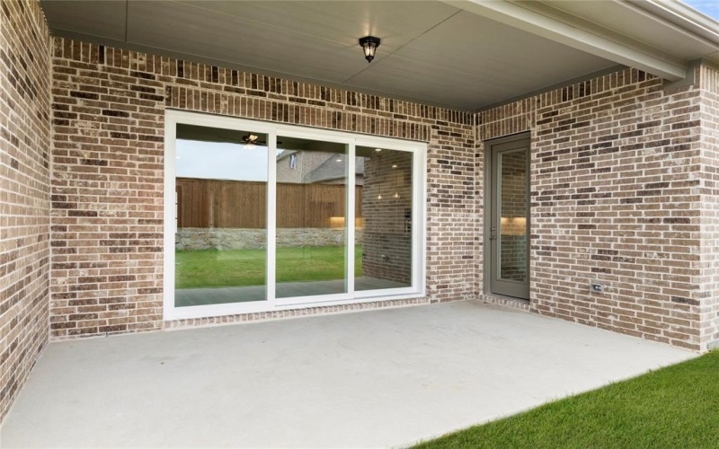 2228 Euclid Drive, Rockwall, TX 75087, 4 Habitaciones Habitaciones , ,3 BañosBaños,Residential,En Venta,2228 Euclid Drive,21001297