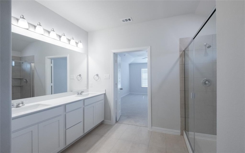 2100 Briarbrook Drive, Denton, TX 76207, 4 Habitaciones Habitaciones , ,2 BañosBaños,Residential,En Venta,2100 Briarbrook Drive,0,21001325