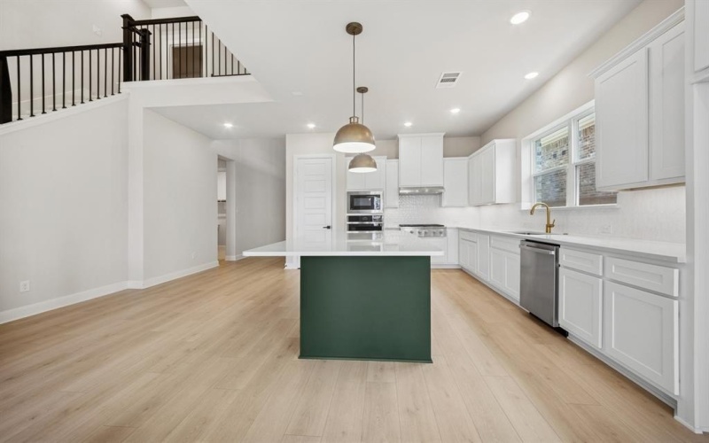14512 Capridge Road, Fort Worth, TX 76008, 4 Bedrooms Bedrooms, ,5 BathroomsBathrooms,Residential,For Sale,14512 Capridge Road,21001420