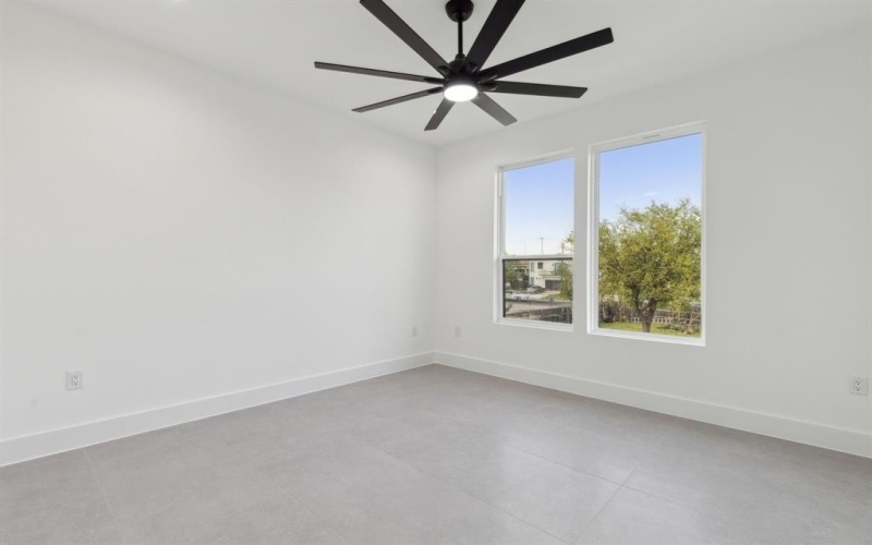 4031 Brundrette Street, Dallas, TX 75212, 4 Habitaciones Habitaciones , ,3 BañosBaños,Residential,En Venta,4031 Brundrette Street,21001422
