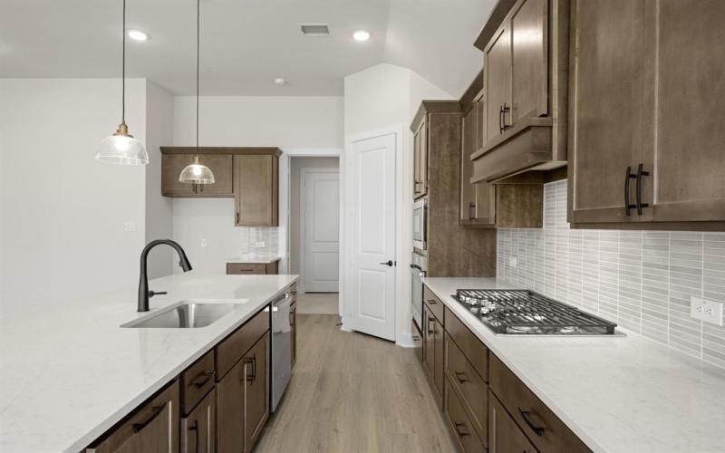 715 Bluestem, Mansfield, TX 76063, 4 Habitaciones Habitaciones , ,3 BañosBaños,Residential,En Venta,715 Bluestem,0,21001516