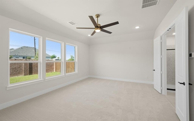 715 Bluestem, Mansfield, TX 76063, 4 Habitaciones Habitaciones , ,3 BañosBaños,Residential,En Venta,715 Bluestem,0,21001516
