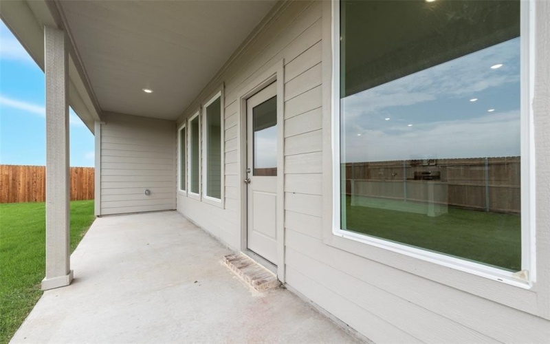 1817 Alpine Larch Lane, McKinney, TX 75071, 4 Bedrooms Bedrooms, ,3 BathroomsBathrooms,Residential,For Sale,1817 Alpine Larch Lane,21001589