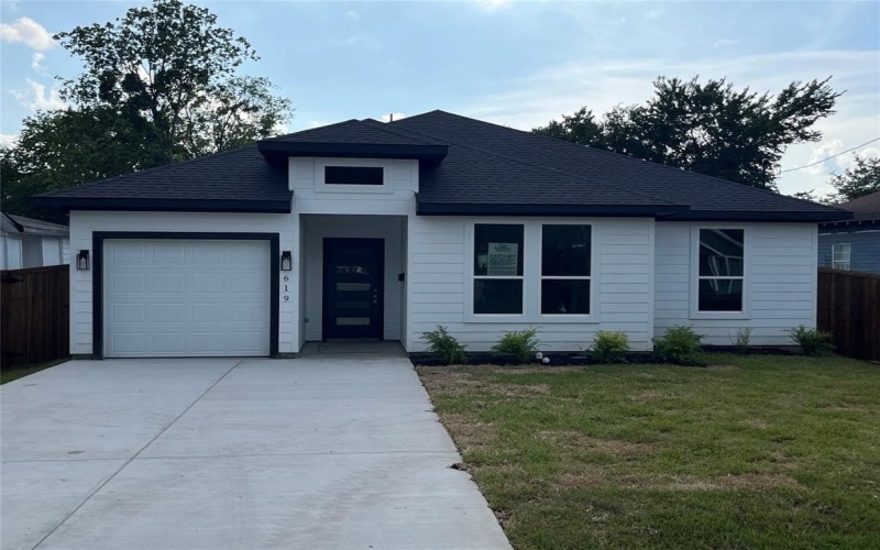 619 Elwayne Avenue, Dallas, TX 75217, 4 Habitaciones Habitaciones , ,2 BañosBaños,Residential,En Venta,619 Elwayne Avenue,21001655