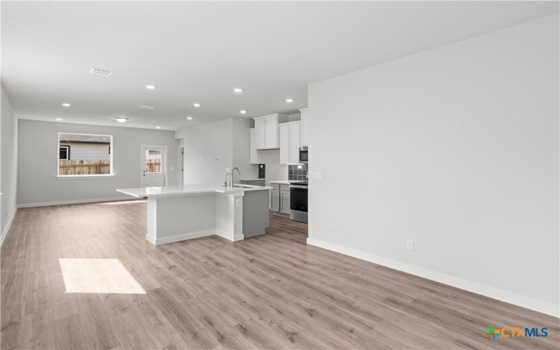 761 Whitman Street, New Braunfels, TX 78130, 3 Habitaciones Habitaciones , ,2 BañosBaños,Residential,En Venta,761 Whitman Street,586630