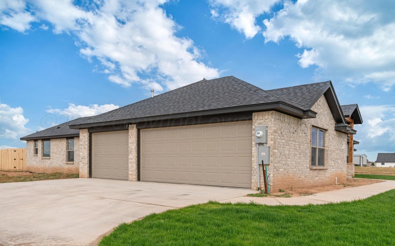 9300 LARKSPUR DR, Amarillo, TX 79119, 4 Habitaciones Habitaciones , ,2 BañosBaños,Residential,En Venta,9300 LARKSPUR DR,0,25-6350