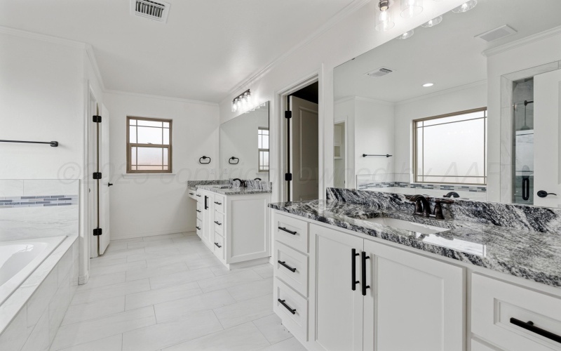 9300 LARKSPUR DR, Amarillo, TX 79119, 4 Habitaciones Habitaciones , ,2 BañosBaños,Residential,En Venta,9300 LARKSPUR DR,0,25-6350