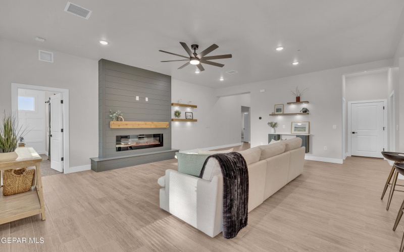 284 Emerald Dust Place, Horizon City, TX 79928, 3 Bedrooms Bedrooms, ,2 BathroomsBathrooms,Residential,For Sale,284 Emerald Dust Place,926520