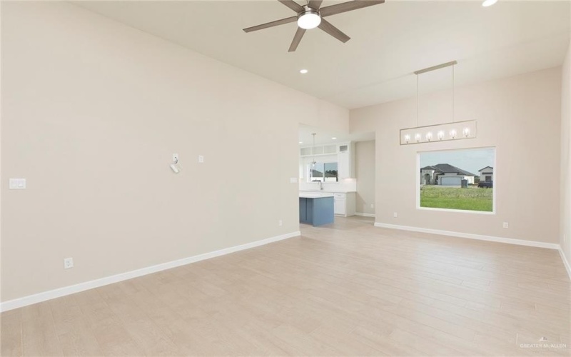 1003 Magnolia, Mission, TX 78574, 3 Habitaciones Habitaciones , ,2 BañosBaños,Residential,En Venta,1003 Magnolia,476100