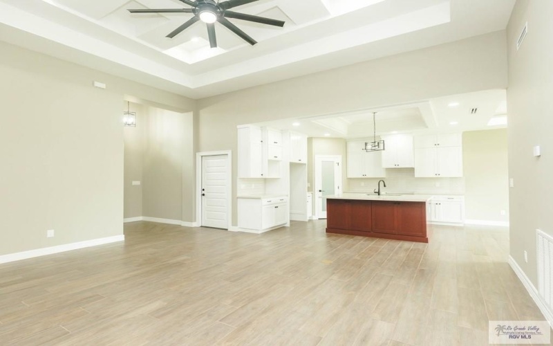 2605 S NEEL DR, BROWNSVILLE, TX 78526, 3 Bedrooms Bedrooms, ,2 BathroomsBathrooms,Residential,For Sale,2605 S NEEL DR,29766851