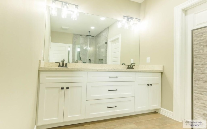 2605 S NEEL DR, BROWNSVILLE, TX 78526, 3 Bedrooms Bedrooms, ,2 BathroomsBathrooms,Residential,For Sale,2605 S NEEL DR,29766851