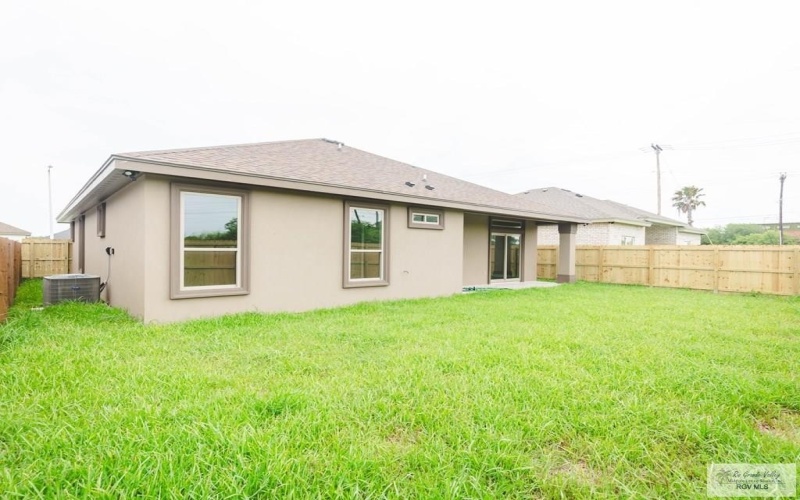 2605 S NEEL DR, BROWNSVILLE, TX 78526, 3 Bedrooms Bedrooms, ,2 BathroomsBathrooms,Residential,For Sale,2605 S NEEL DR,29766851