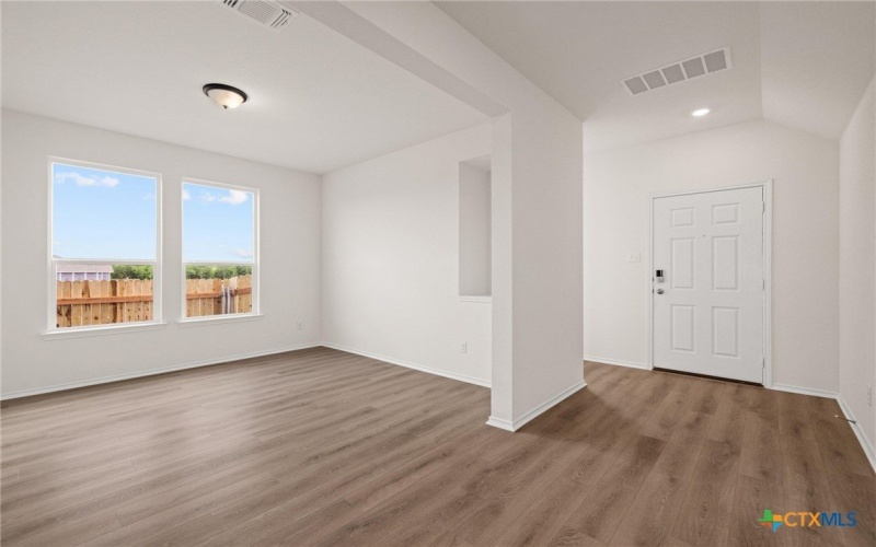 722 Ryan Street, Belton, TX 76513, 4 Habitaciones Habitaciones , ,3 BañosBaños,Residential,En Venta,722 Ryan Street,565112