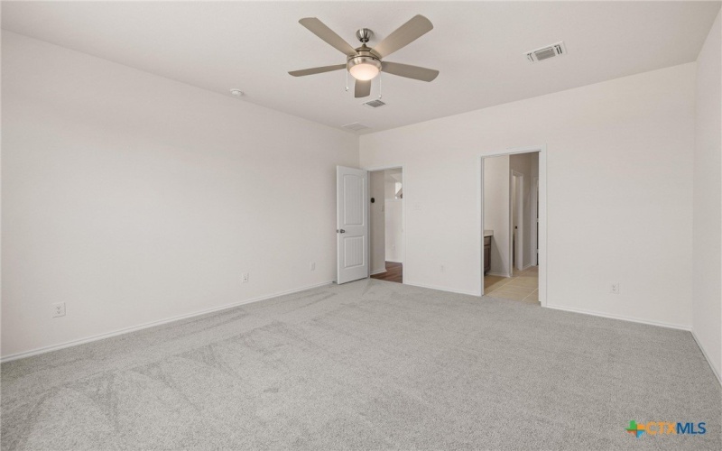 722 Ryan Street, Belton, TX 76513, 4 Habitaciones Habitaciones , ,3 BañosBaños,Residential,En Venta,722 Ryan Street,565112
