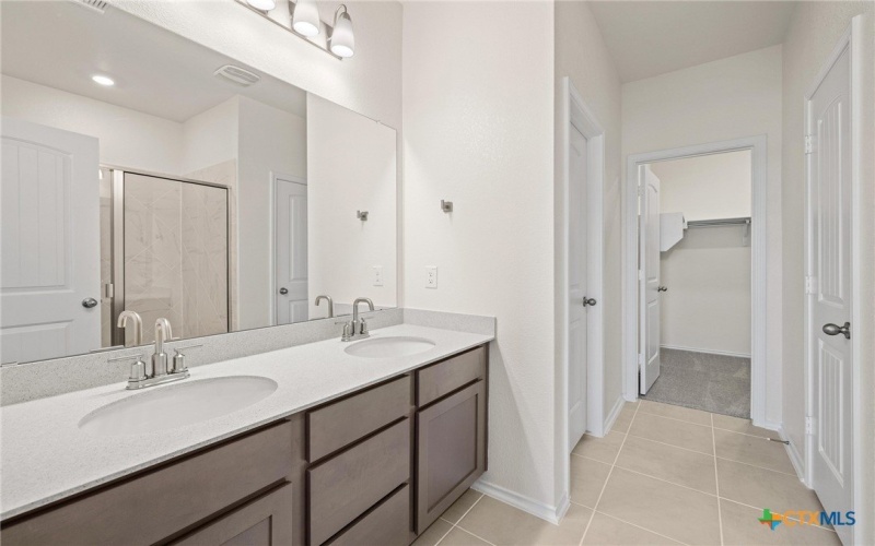 722 Ryan Street, Belton, TX 76513, 4 Habitaciones Habitaciones , ,3 BañosBaños,Residential,En Venta,722 Ryan Street,565112