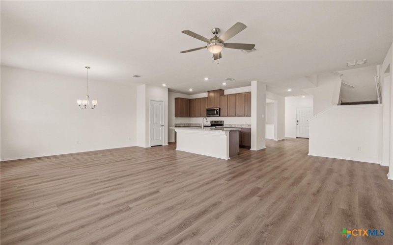 722 Ryan Street, Belton, TX 76513, 4 Habitaciones Habitaciones , ,3 BañosBaños,Residential,En Venta,722 Ryan Street,565112