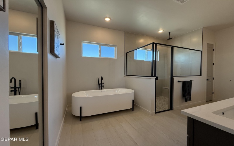 340 Roper Lane, Clint, TX 79836, 4 Bedrooms Bedrooms, ,3 BathroomsBathrooms,Residential,For Sale,340 Roper Lane,0,899054