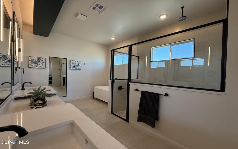 340 Roper Lane, Clint, TX 79836, 4 Bedrooms Bedrooms, ,3 BathroomsBathrooms,Residential,For Sale,340 Roper Lane,0,899054