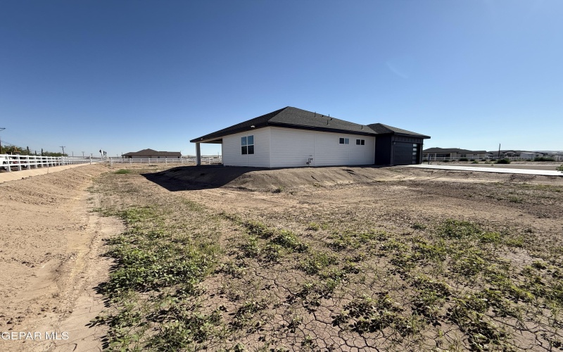 340 Roper Lane, Clint, TX 79836, 4 Bedrooms Bedrooms, ,3 BathroomsBathrooms,Residential,For Sale,340 Roper Lane,0,899054