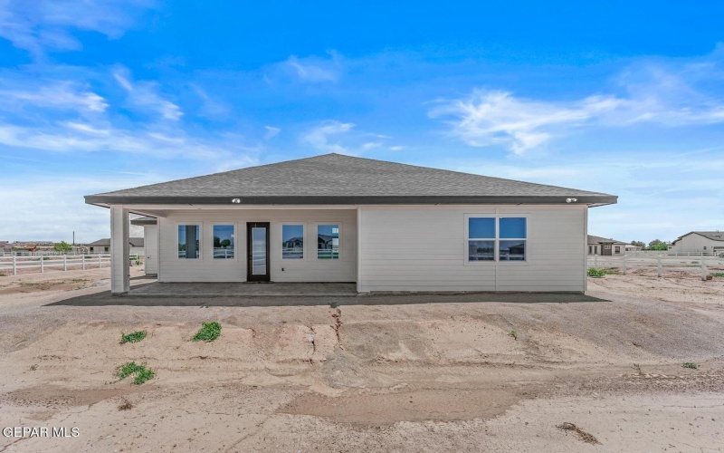 340 Roper Lane, Clint, TX 79836, 4 Habitaciones Habitaciones , ,3 BañosBaños,Residential,En Venta,340 Roper Lane,0,899054