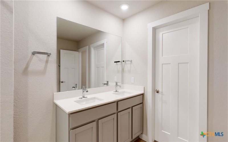4014 Baerlon Cove, Killeen, TX 76542, 4 Bedrooms Bedrooms, ,2 BathroomsBathrooms,Residential,For Sale,4014 Baerlon Cove,586705