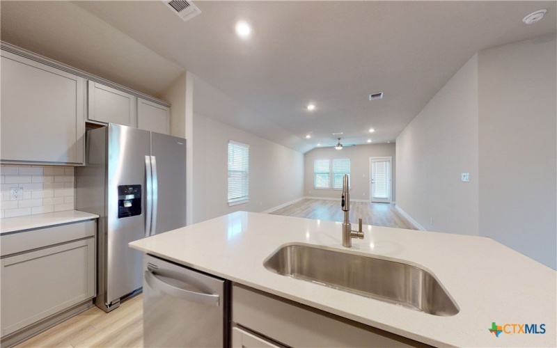 4014 Baerlon Cove, Killeen, TX 76542, 4 Bedrooms Bedrooms, ,2 BathroomsBathrooms,Residential,For Sale,4014 Baerlon Cove,586705