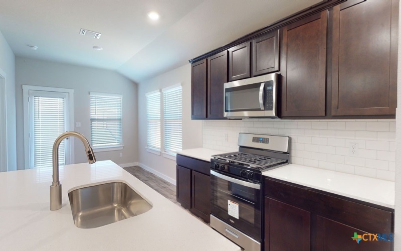 4020 Baerlon Cove, Killeen, TX 76542, 3 Bedrooms Bedrooms, ,2 BathroomsBathrooms,Residential,For Sale,4020 Baerlon Cove,586717