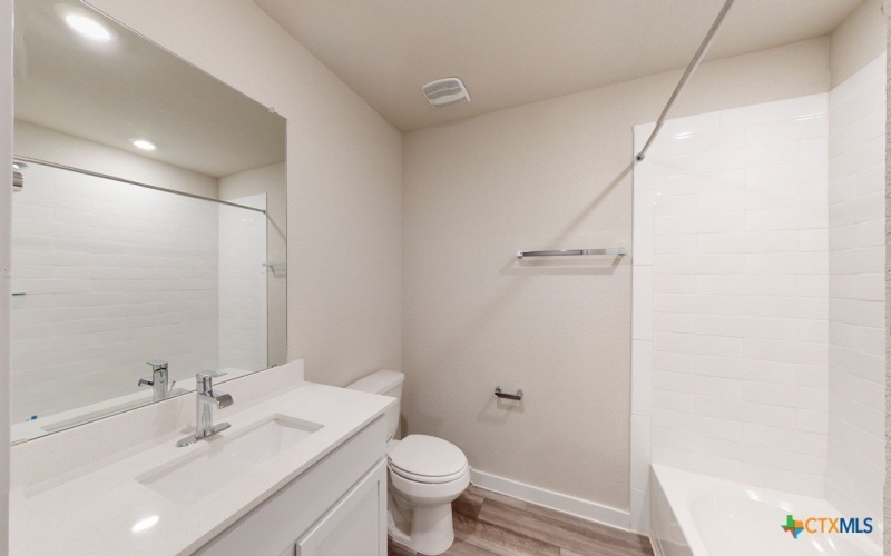 4021 Baerlon Cove, Killeen, TX 76542, 3 Bedrooms Bedrooms, ,2 BathroomsBathrooms,Residential,For Sale,4021 Baerlon Cove,586741