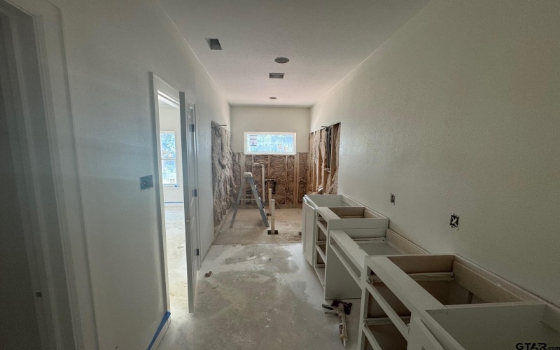 5434 Jason Ct, Tyler, TX 75703, 4 Bedrooms Bedrooms, ,2 BathroomsBathrooms,Residential,For Sale,5434 Jason Ct,25010863