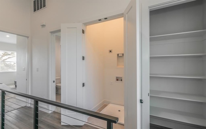 2210 Shea Road #104, Dallas, TX 75235, 2 Habitaciones Habitaciones , ,2 BañosBaños,Residential,En Venta,2210 Shea Road,20977329