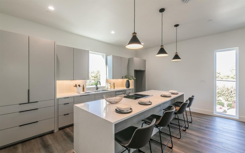 2210 Shea Road #104, Dallas, TX 75235, 2 Habitaciones Habitaciones , ,2 BañosBaños,Residential,En Venta,2210 Shea Road,20977329