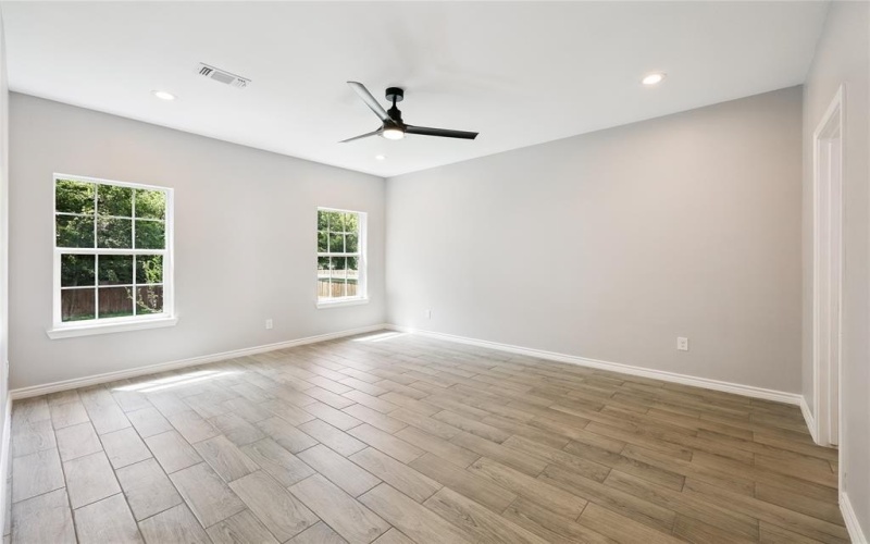 2070 Cool Mist Lane, Dallas, TX 75253, 3 Habitaciones Habitaciones , ,2 BañosBaños,Residential,En Venta,2070 Cool Mist Lane,20992212