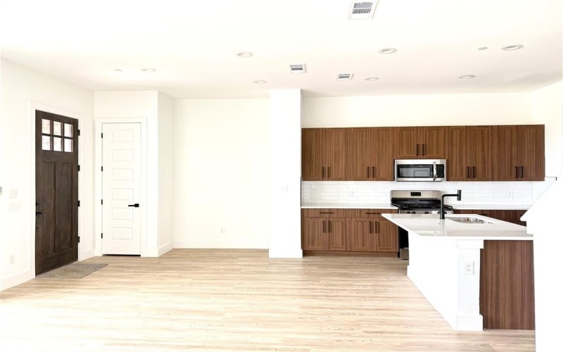 3437 Sanjeev Drive, Irving, TX 75060, 3 Habitaciones Habitaciones , ,2 BañosBaños,Residential,En Venta,3437 Sanjeev Drive,20994380