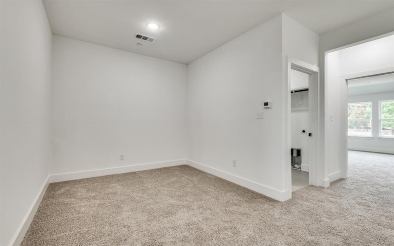 3437 Sanjeev Drive, Irving, TX 75060, 3 Habitaciones Habitaciones , ,2 BañosBaños,Residential,En Venta,3437 Sanjeev Drive,20994380