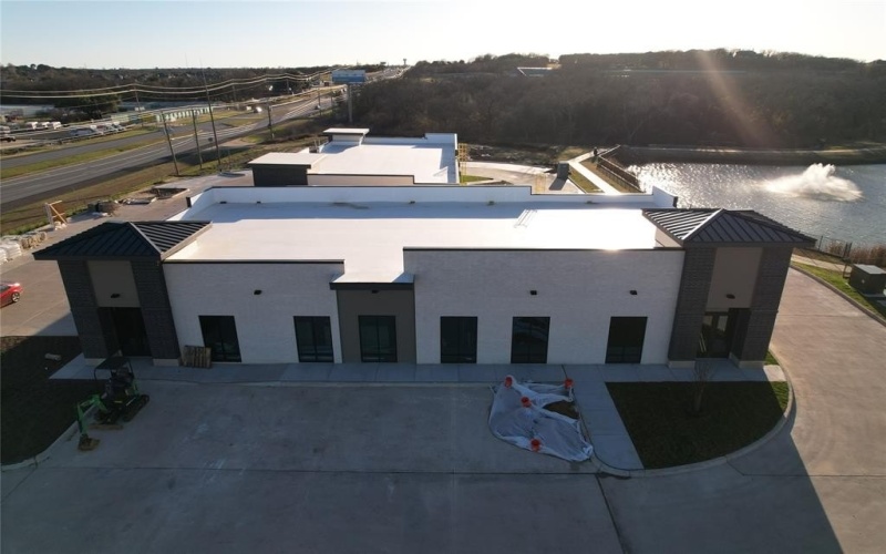2850 SW Wilshire Boulevard #102, Burleson, TX 76028, ,Otro,En Venta,2850 SW Wilshire Boulevard,20996994