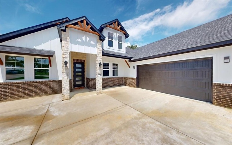 416 Linden Street, Keene, TX 76059, 4 Bedrooms Bedrooms, ,2 BathroomsBathrooms,Residential,For Sale,416 Linden Street,21002320