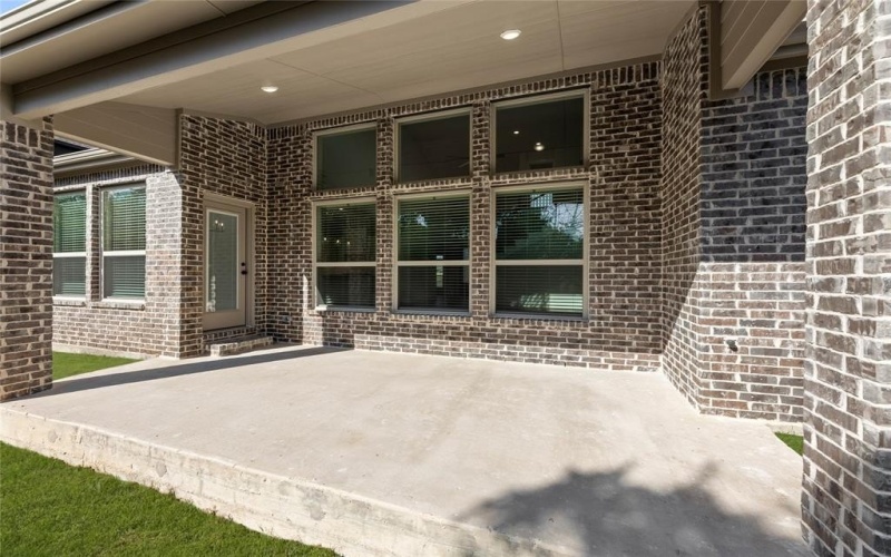 516 Big Lake, DeSoto, TX 75115, 4 Bedrooms Bedrooms, ,5 BathroomsBathrooms,Residential,For Sale,516 Big Lake,0,21002410
