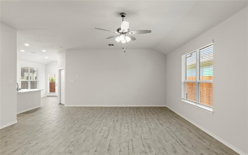 3615 Honey Daisy, Crandall, TX 75114, 3 Habitaciones Habitaciones , ,2 BañosBaños,Residential,En Venta,3615 Honey Daisy,0,21002682