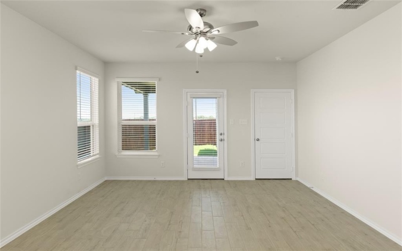 3134 Apple Creek, Crandall, TX 75114, 4 Habitaciones Habitaciones , ,3 BañosBaños,Residential,En Venta,3134 Apple Creek,0,21002720