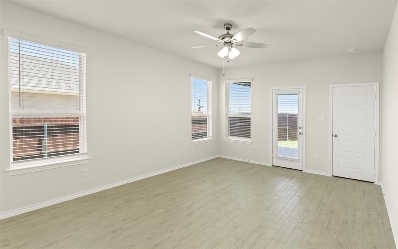 3134 Apple Creek, Crandall, TX 75114, 4 Habitaciones Habitaciones , ,3 BañosBaños,Residential,En Venta,3134 Apple Creek,0,21002720