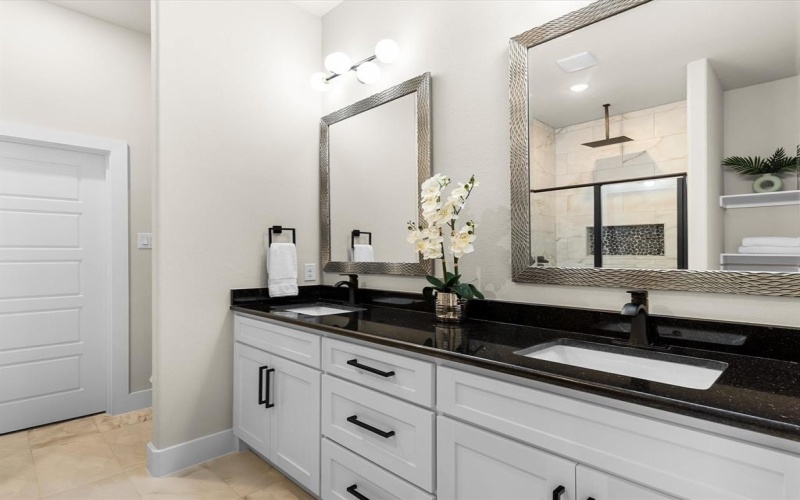 1905 Dillard Street, Fort Worth, TX 76105, 3 Bedrooms Bedrooms, ,2 BathroomsBathrooms,Residential,For Sale,1905 Dillard Street,21003011