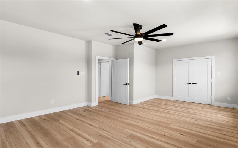 1909 Dillard Street, Fort Worth, TX 76105, 4 Habitaciones Habitaciones , ,2 BañosBaños,Residential,En Venta,1909 Dillard Street,21003036