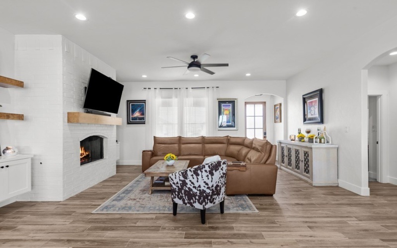 2117 S County Rd 1059, Midland, TX 79706, 4 Habitaciones Habitaciones , ,2 BañosBaños,Residential,En Venta,2117 S County Rd 1059,161716