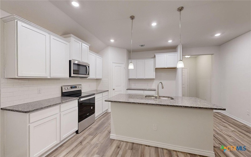 4401 Allison Drive, Belton, TX 76513, 4 Habitaciones Habitaciones , ,2 BañosBaños,Residential,En Venta,4401 Allison Drive,586790
