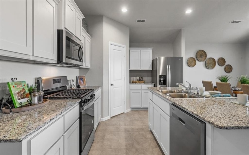 528 CRESTRIDGE Drive N, Cleburne, TX 76033, 4 Habitaciones Habitaciones , ,2 BañosBaños,Residential,En Venta,528 CRESTRIDGE Drive N,20999754