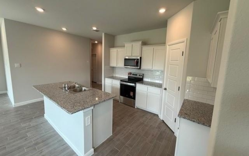 1932 PREAKNESS Drive, Granbury, TX 76049, 4 Habitaciones Habitaciones , ,2 BañosBaños,Residential,En Venta,1932 PREAKNESS Drive,20999999