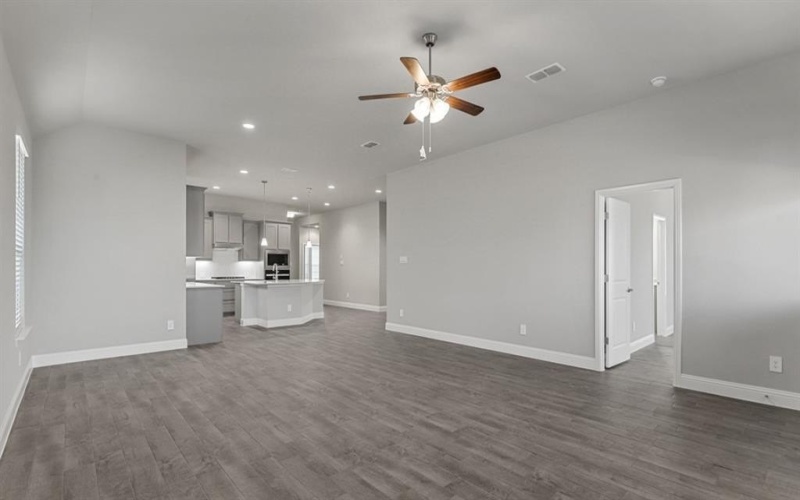 11316 TREEHOUSE Trail, Justin, TX 76247, 4 Habitaciones Habitaciones , ,2 BañosBaños,Residential,En Venta,11316 TREEHOUSE Trail,21000336