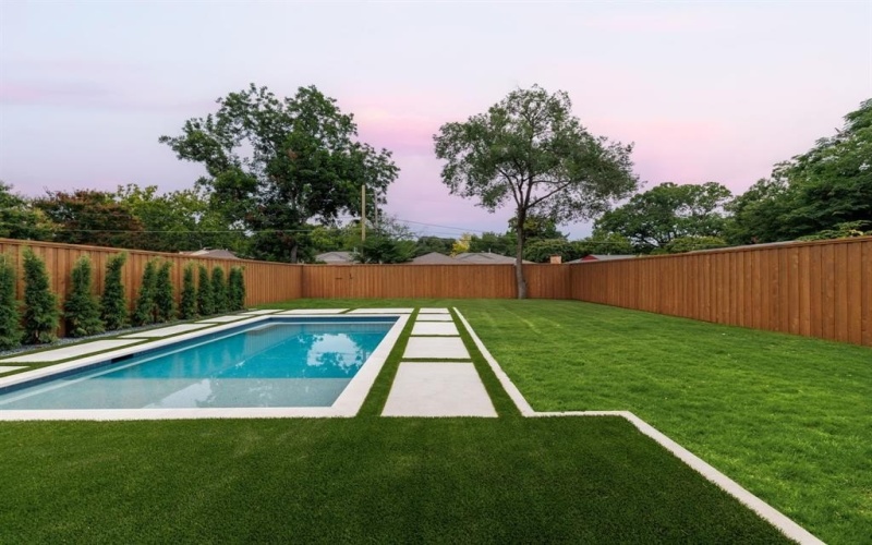 6549 Trammel Drive, Dallas, TX 75214, 4 Bedrooms Bedrooms, ,5 BathroomsBathrooms,Residential,For Sale,6549 Trammel Drive,21001814