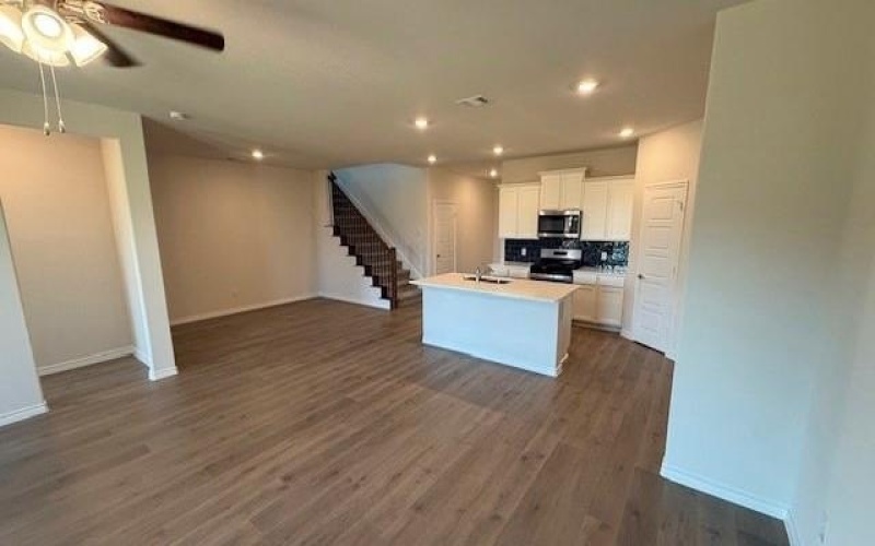 8294 Hunsaker Lane, Garland, TX 75043, 4 Bedrooms Bedrooms, ,3 BathroomsBathrooms,Residential,For Sale,8294 Hunsaker Lane,0,21001962